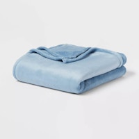 Room Essentials Plush Blanket