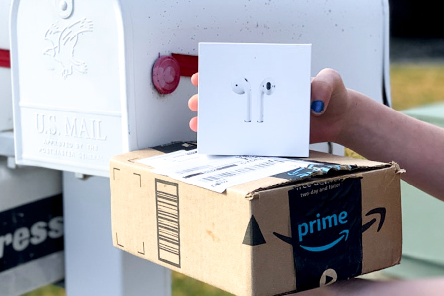 apple-airpods-amazon-1584290128-1584290128-e1663615318573-2-reuploaded