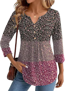 Women's 3/4 Sleeve V-Neck Top