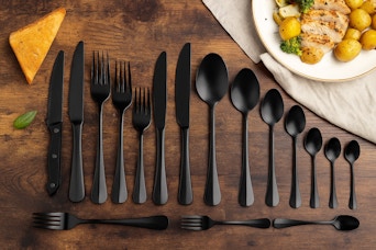 silverware set 