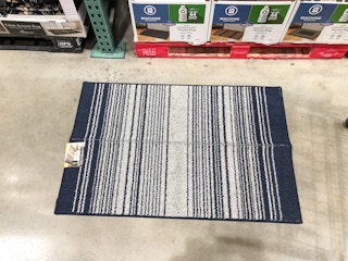 accent rug