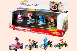Hot Wheels Mario Kart Vehicle Set B08V56DF3W