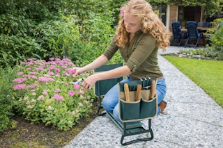 Lowe's Nature Spring convertible kneeling pad