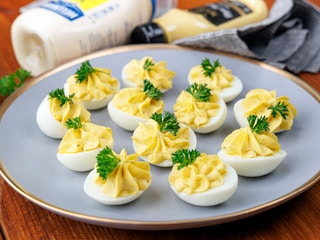 host-on-a-budget-with-hellmanns-mayo-mustard-Deviled-Eggs-2