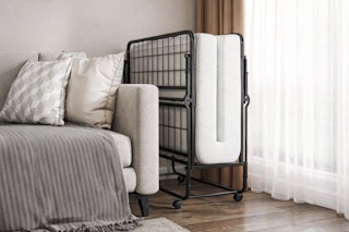 Target-Costway-rollaway-guest-bed-1