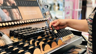 macys department store makeup foundation concealer powder 2019 1557601674 e1557601704165
