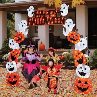 sams club happy halloween ghost pumpkin arch 2022 1663951800 1663951800
