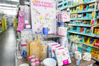 dolly parton display