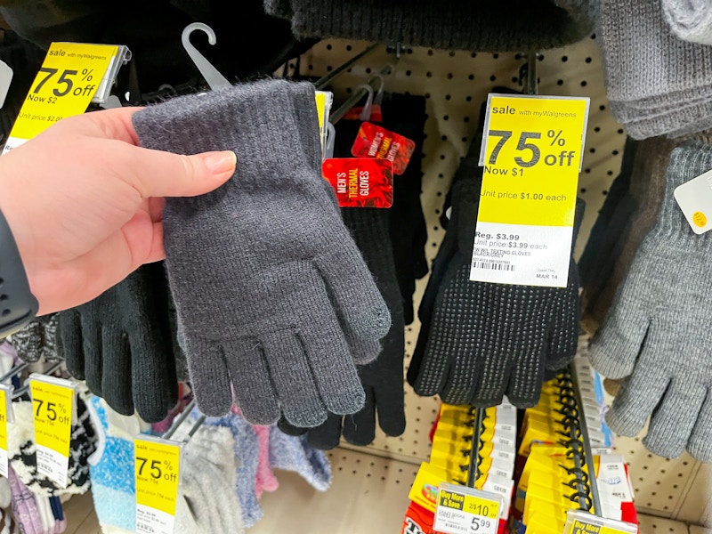 walgreens-clearance-west-loop-winter-apparel-em-kcl49