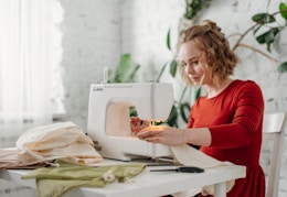 National Sewing Circle's Online Sewing Class 1-Year Subscription Is $0.75 card image