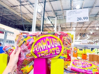 costco-halloween-funhouse-candy