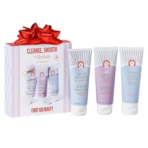 First Aid Beauty Skincare Gift Set