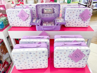 ulta beauty pixar beauty box 20213 1635996690 1635996690