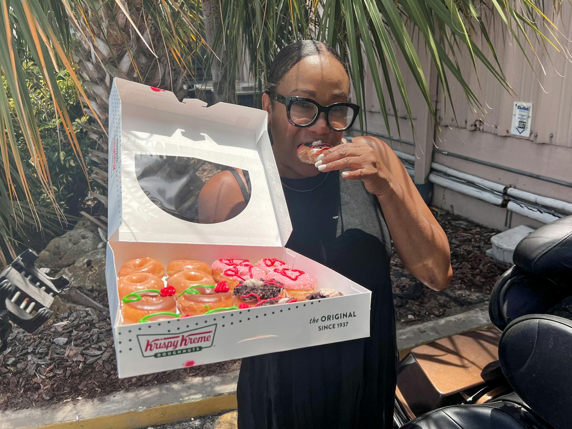 Krispy Kreme Mother's Day Doughnuts Get Free Delivery May 12, 2023