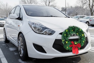 Daily Steals Zone Tech Car Wreath with LED Lights