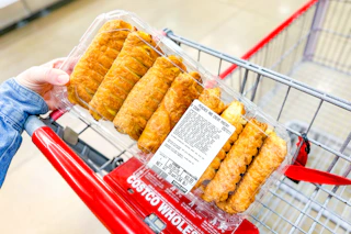 costco-peaches-and-cream-pastry