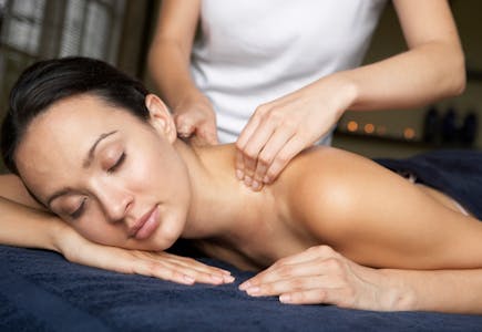 60 Minute Deep-Tissue Massage