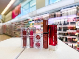 walgreens-national-lipstick-day-deals-makeup-nyx-covergirl-maybelline-kcl-2707