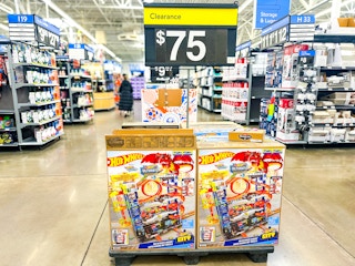 walmart-hot-wheels-ultimate-garage-clearance-kcl