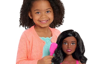 amazon barbie doll styling head 2021 1 1634658776 1634658777
