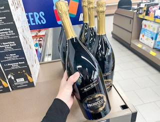 aldi prosecco 2021 th 1638466062 1638466062