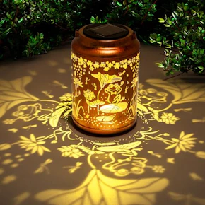 Frog Outdoor Solar Lantern