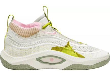 Nike Adult Cosmic Basketball Shoes