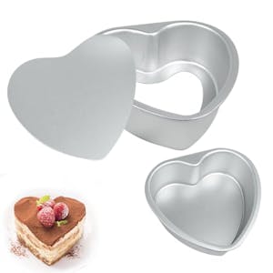 Heart-Shaped Cake Pan Set