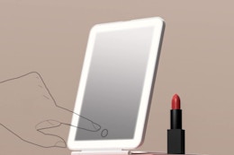 Rechargeable Travel Makeup Mirror-amazon