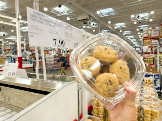 costco-mini-cranberry-orange-bisconie-1