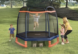 walmart-little-tikes-7-foot-trampoline-2021