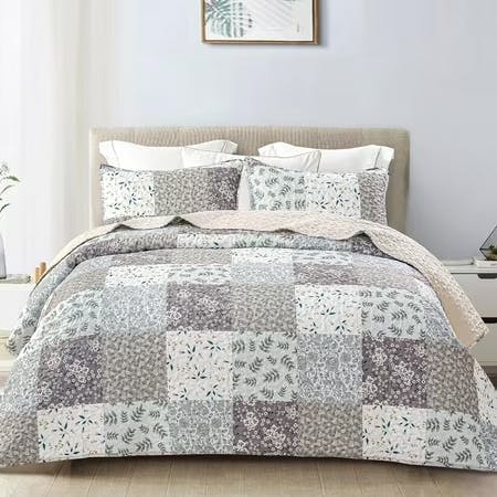 Reversible Patchwork Quilt Set