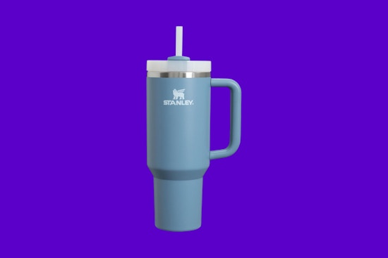 a stanley 40 oz tumbler