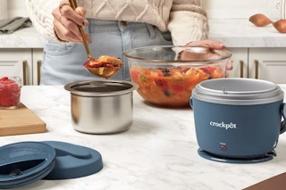 kohls crockpot 20 ounce lunch crock food warmer featured image 1682855138 1682855138