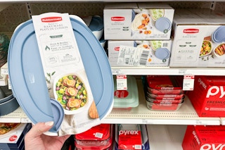 hand holding a rubbermaid bakeware set in front of target shelf