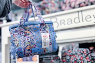 vera-bradley-outlet-dec-bag-featured-orb-accessories-5