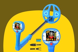  DR.ÖTEK Metal Detector for Kids on a yellow background.