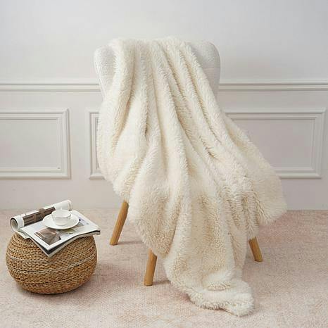 Warm & Cozy Shaggy Faux Fur Throw