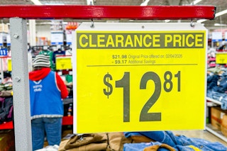 a clearance sign at Sam's Club