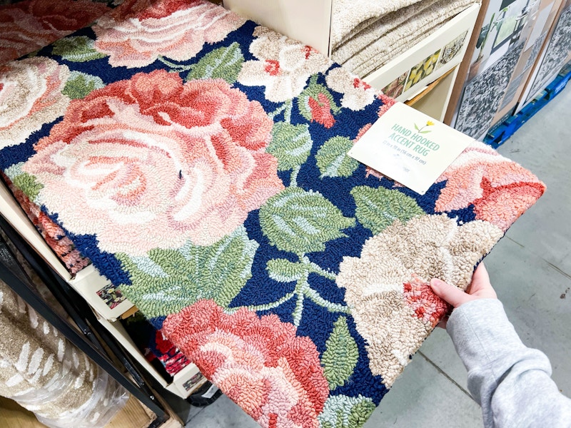 costco-hand-hooked-spring-rug-3