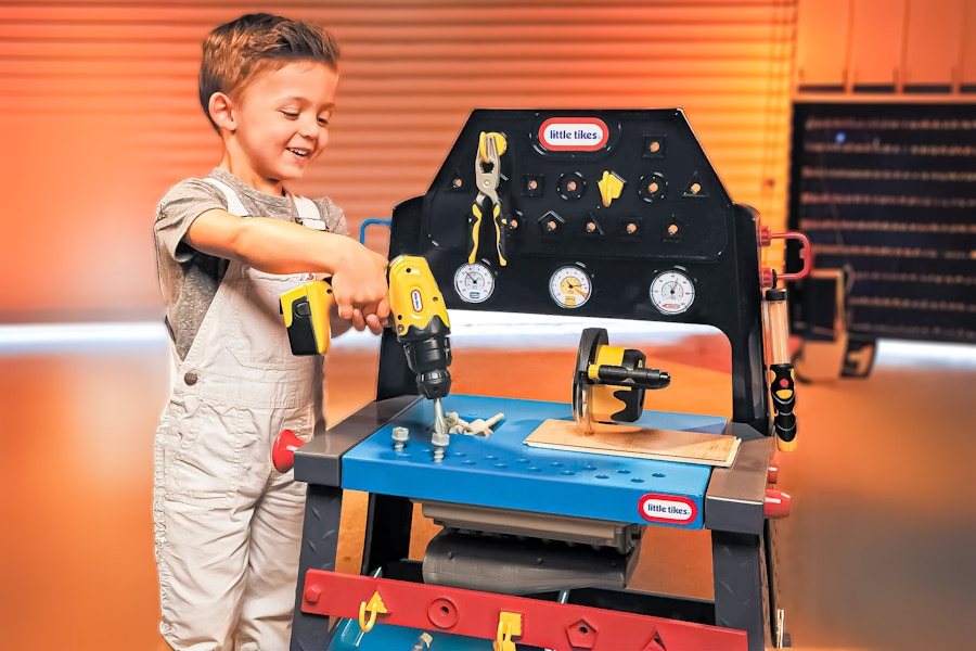 walmart-little-tikes-wood-workshop-playset-kcl