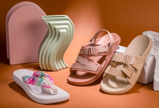 zulily-chaco-sandals-featured-2022-1