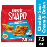 2 Cheez-It Snap'd Crackers