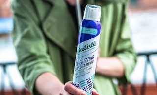 batiste defrizzing dry shampoo amazon screenshot 1660761674 1660761674