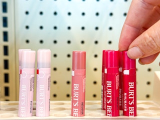 walgreens-burts-bees-shimmer-lip-gloss-2