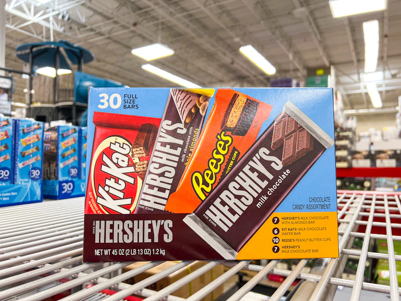 hersheys candy bars on store rack
