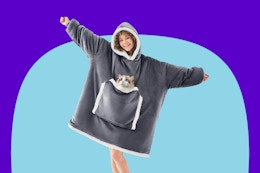 B0DYP3BP2C Blanket hoodie