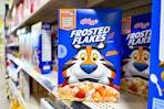 kellogg's frosted flakes on a dollar general store shelf