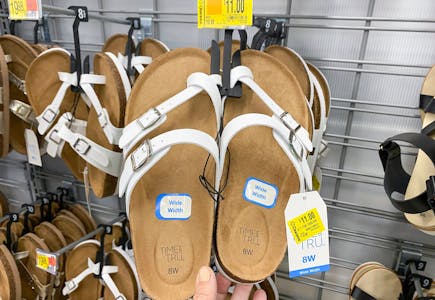 Time and Tru Women's Footbed Sandals