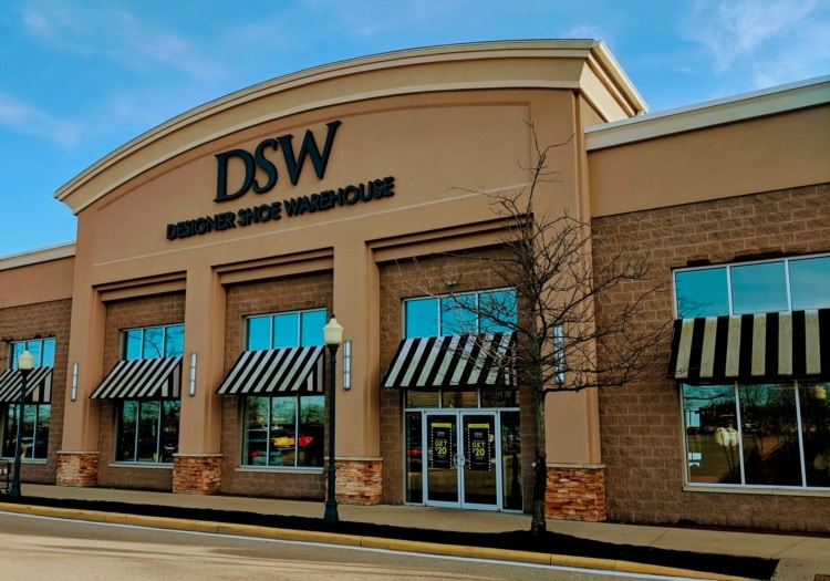 DSW storefront